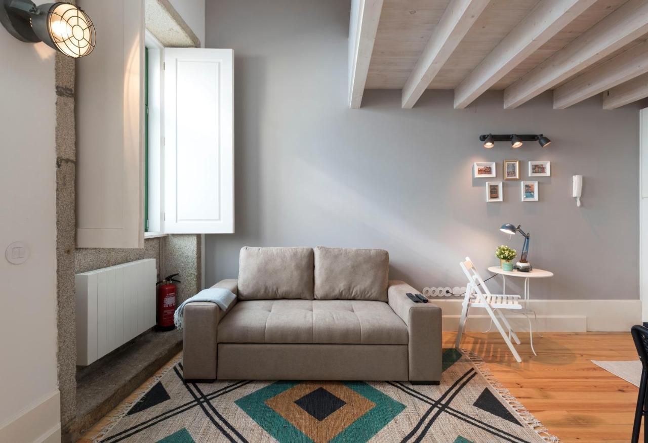 Ferienwohnung Doispontozero Oliveirinhas Porto Exterior foto