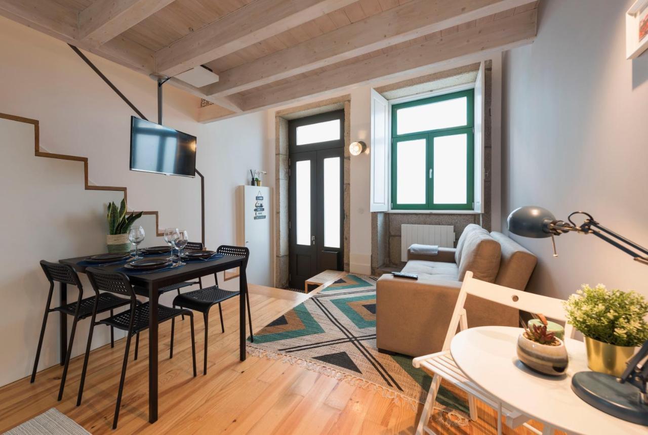 Ferienwohnung Doispontozero Oliveirinhas Porto Exterior foto